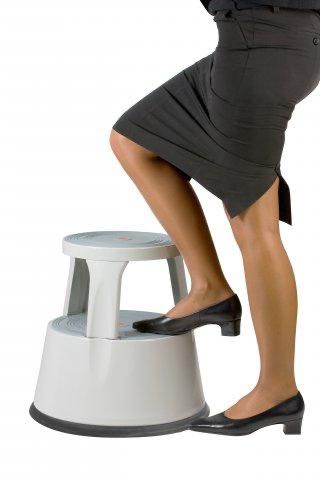 Kick Step lady